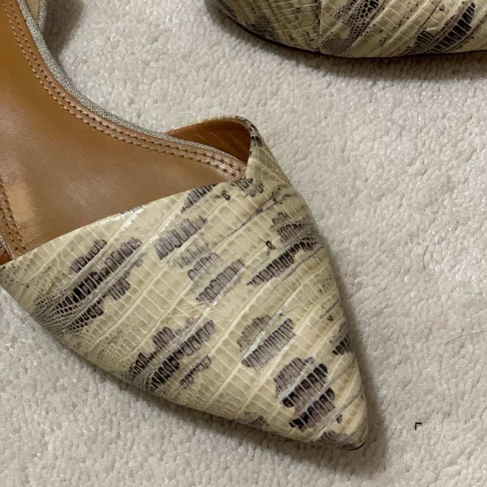 Tory Burch Viv D’Orsay Flats in Natural Linen